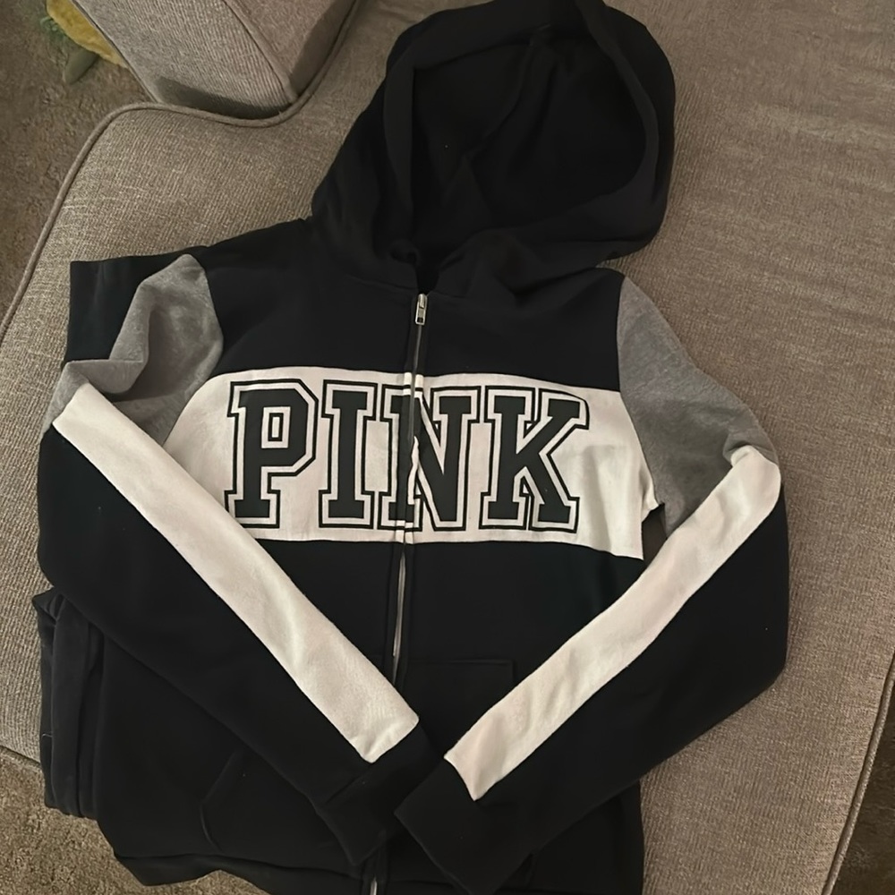 COPY - Pink brand sweat suit, size small